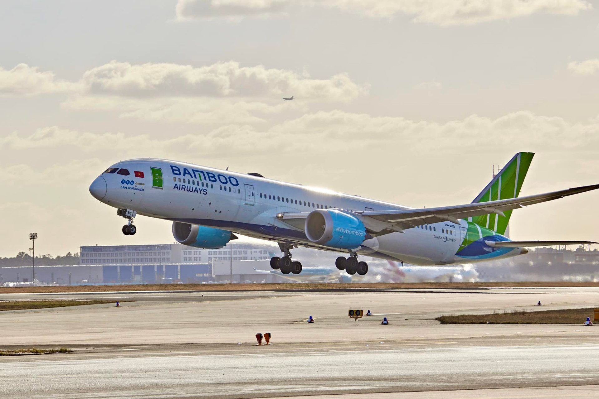 Lũy kế 9 tháng 2022, Bamboo Airways lỗ 3.537 tỷ đồng.
