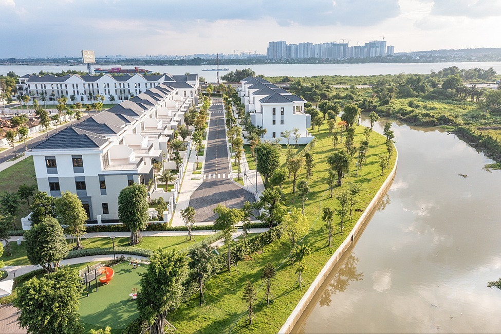 Các phân khu của dự án Aqua City đã thi công hoàn chỉnh với tỉ lệ hoàn thành trên 92%, về hạ tầng giao thông và hạ tầng kỹ thuật, dự án hiện đã hoàn thành 100% tiến độ.
