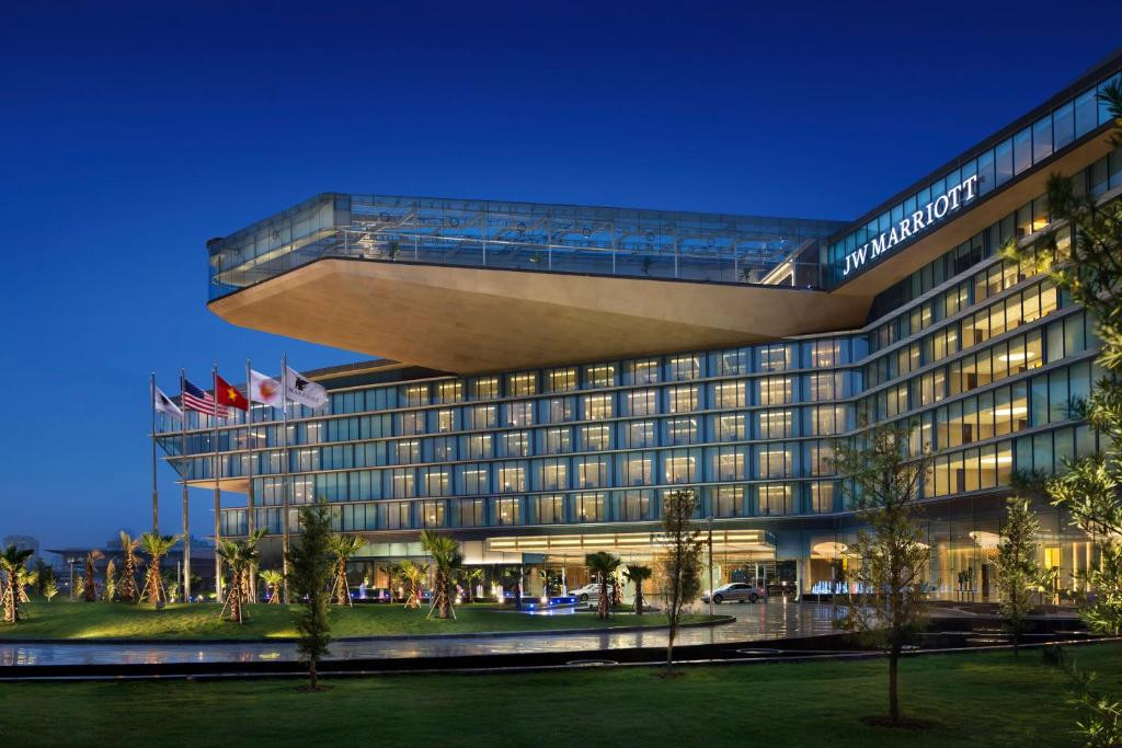 Khách sạn JW Marriott của Tập đoàn Bitexco được ưu đãi đầu tư là không đúng quy định.