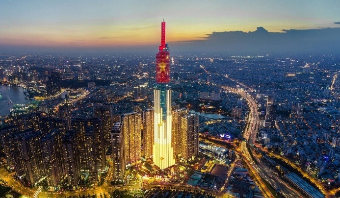 Landmark 81 một trong những tài sản của tỷ phú Phạm Nhật Vượng cũng được xem là biểu tượng của Việt Nam.