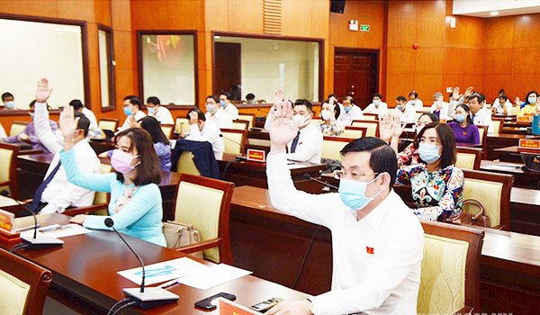 Biểu quyết thông qua chương trình kỳ họp