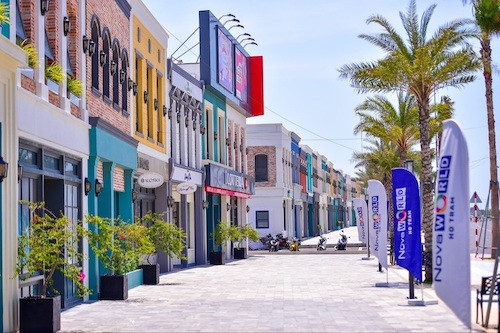 Dãy shophouse ven biển tại NovaWorld Ho Tram (Bà Rịa - Vũng Tàu) đã đưa vào vận hành.