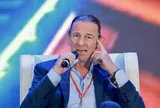 Nhóm Dragon Capital của chủ tịch Dominic Scriven bán ra 2,6 triệu cổ phiếu Bluemarq Group (DXG)