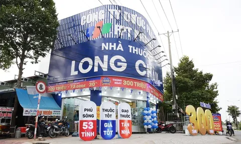 FPT Retail vốn hóa chạm ngưỡng 1 tỷ USD nhờ sự tăng trưởng mạnh mẽ của chuỗi nhà thuốc Long Châu
