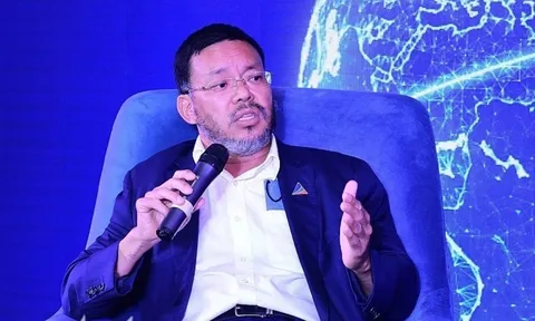 2 quỹ trực thuộc của Dragon Capital bán 1 triệu cổ phiếu DXG của Tập đoàn  Đất Xanh sau nhưng lùm xùm liên quan đến ông Lương Trí Thìn
