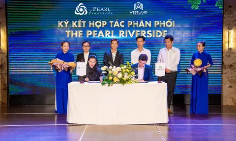 West Land ký kết với Pan Bến Lức, một thành viên của Seaholdings, phân phối chính thức The Pearl Riverside