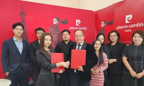 Emall Việt Nam doanh nghiệp kín tiếng vừa thâu tóm chuỗi phân phối giày Pierre Cardin Thái Lan tiếp tục thâu tóm Pierre Cardin Canada