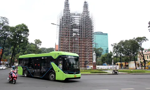 Xe bus điện của Vinbus chạy thử, chuẩn bị kết nối vào hệ thống giao thông công cộng Sài Gòn