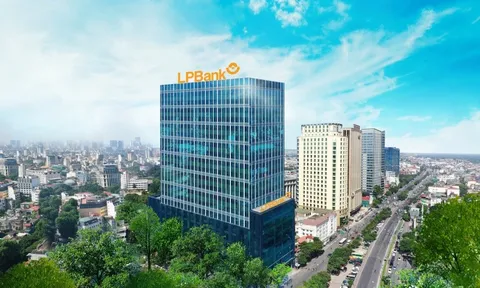 Lợi nhuận 6 tháng đầu năm 2023 của LPBank (LPB) giảm 31,8% so với cùng kỳ năm 2022