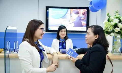 Âu Lạc công ty của nữ doanh nhân Ngô Thu Thủy thoái vốn khỏi Eximbank, rót gần 400 tỷ đồng đầu tư vào ACB cũng vừa tháo chạy khi cổ phiếu tăng nhẹ