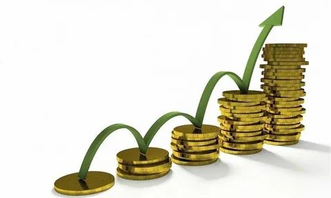 Lãi suất giảm dòng tiền sẽ đổ mạnh vào thị trường chứng khoán và bất động sản