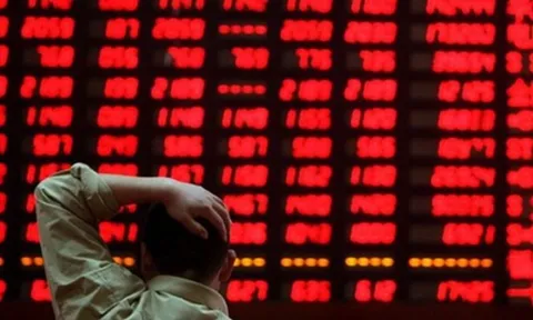 Phiên giảm điểm lịch sử 26/10: Toàn bộ cổ phiếu ngân hàng giảm điểm, một mã rớt dưới mệnh giá