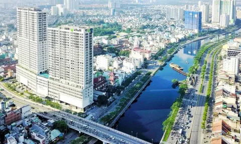 Dự án 151-155 Bến Vân Đồn được thổi phồng hệ số sử dụng và quy mô dân số như thế nào?