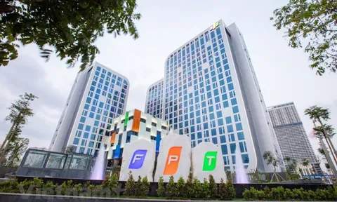 Năm 2024, FPT dự kiến doanh thu đạt 61.850 tỷ đồng và lợi nhuận hơn 10.000 tỷ đồng, chia cổ tức bằng tiền với tỷ lệ 20%